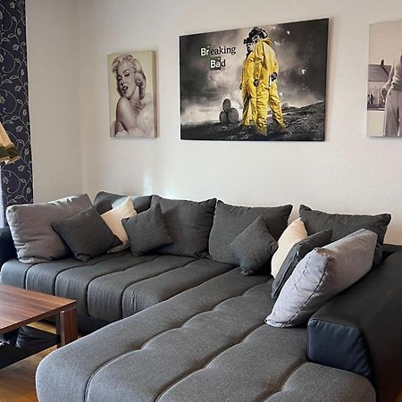 Grosse Ferienwohnung In Augsburg Mit Balkon Exterior photo